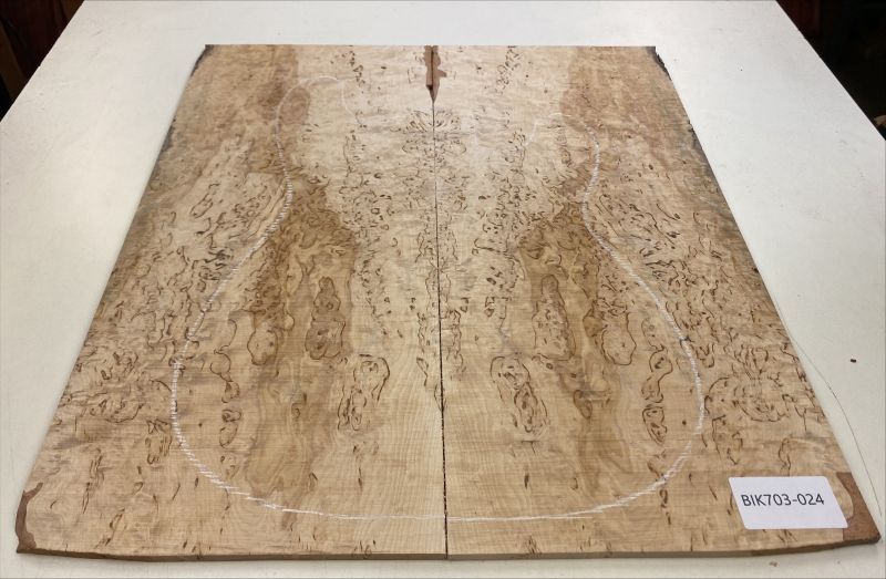 Top Karelian Birch, figured AAAA, 2-pcs. 6mm Unique Piece #024